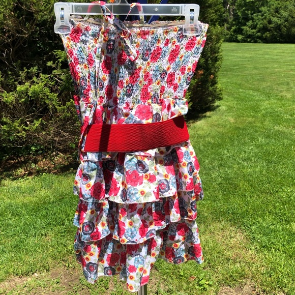 Cute red floral ruffle dress with red waist belt - Picture 5 of 5